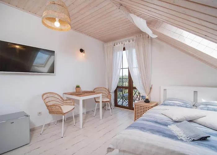 Zielone Miejsce Гостевой дом Карвиа